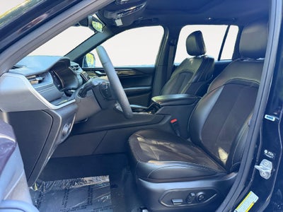 2023 Jeep Grand Cherokee Altitude 4x4