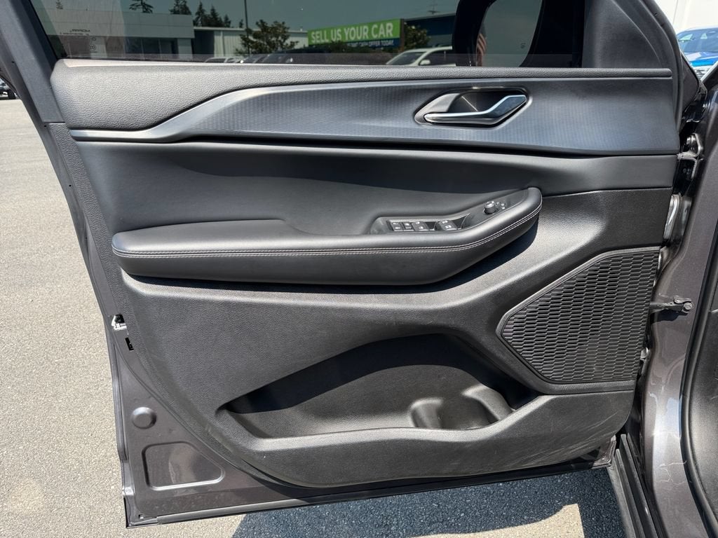 2024 Jeep Grand Cherokee L Altitude 4x4