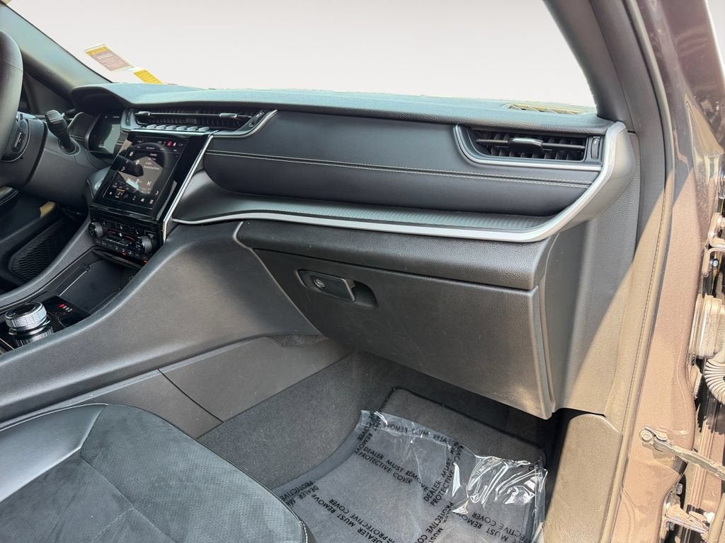 2024 Jeep Grand Cherokee L Altitude 4x4
