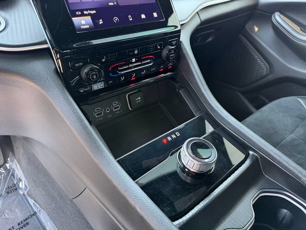 2024 Jeep Grand Cherokee L Altitude 4x4