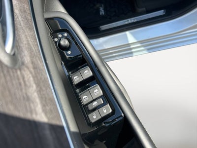 2023 Jeep Grand Cherokee 4xe Overland