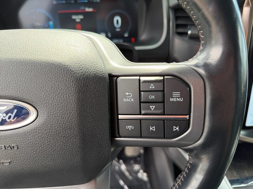 2023 Ford F-150 Lightning LARIAT