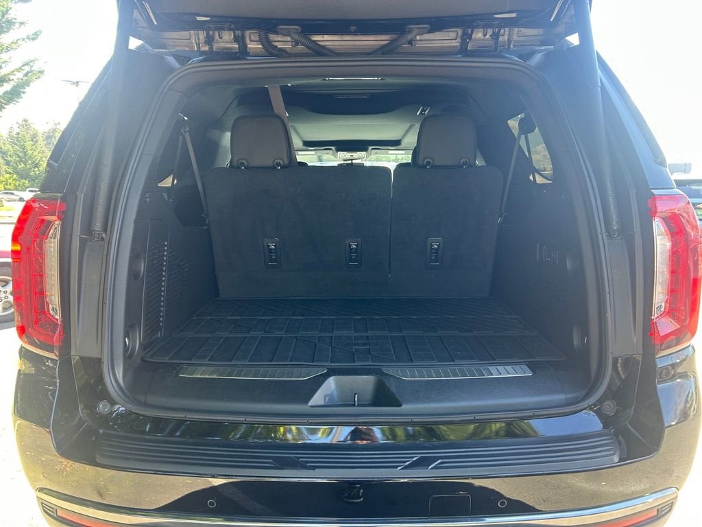 2024 GMC Yukon XL AT4