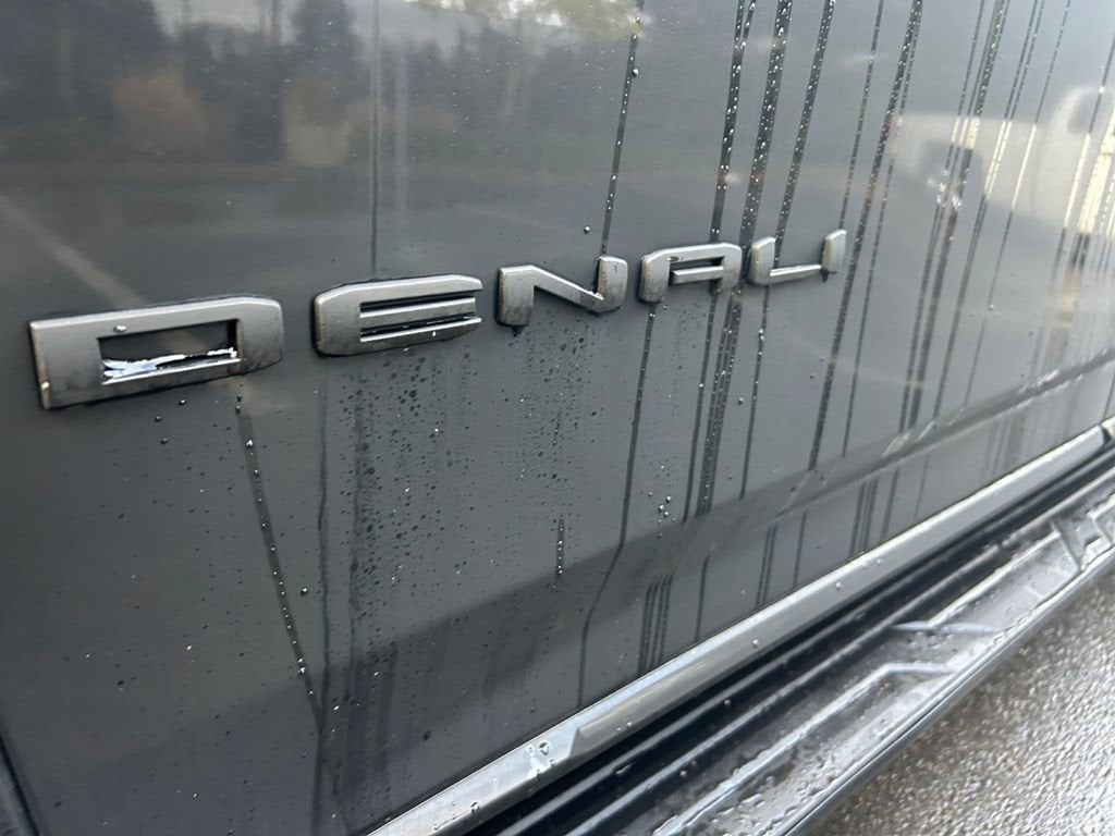2022 GMC Yukon XL Denali