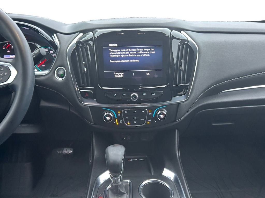 2023 Chevrolet Traverse LT Leather