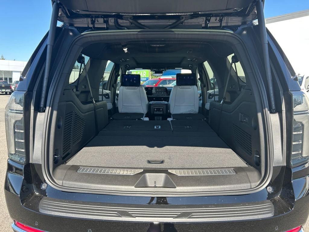 2025 Chevrolet Suburban Premier