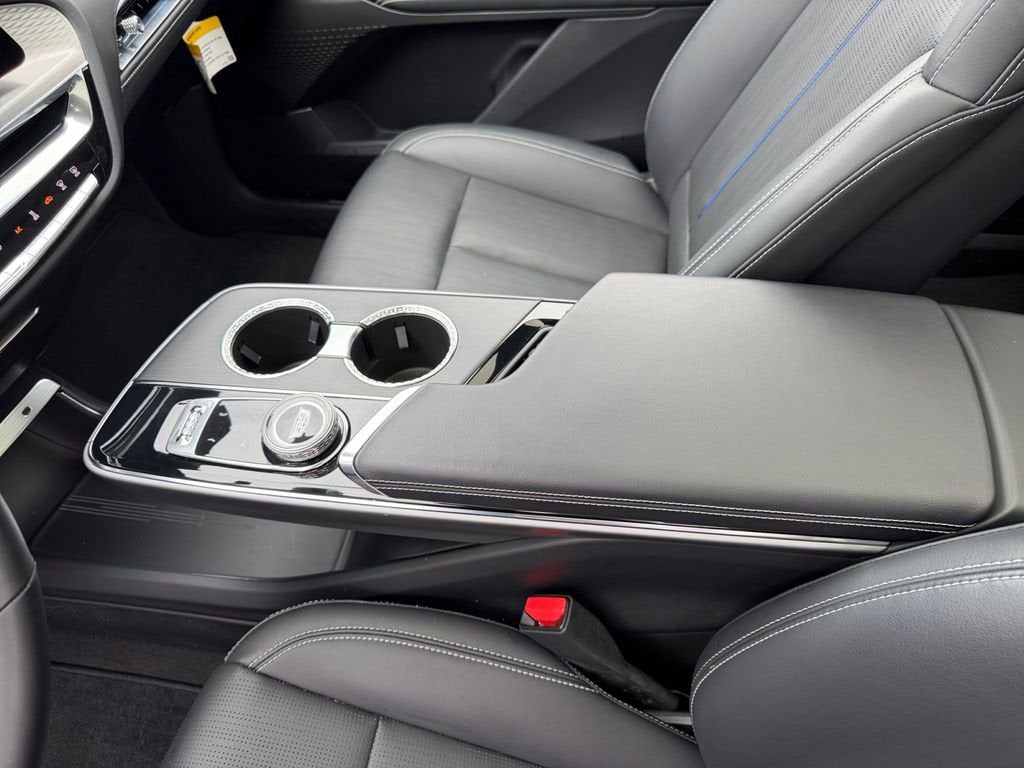 2024 Cadillac LYRIQ Sport 1