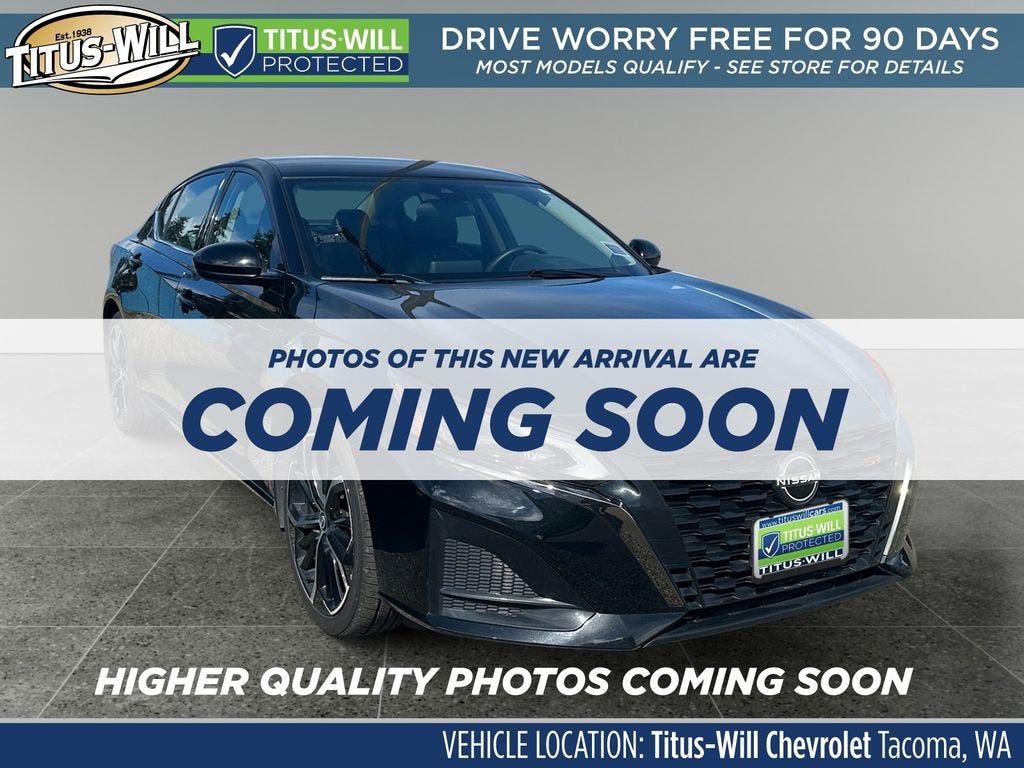 2025 Nissan Altima SR