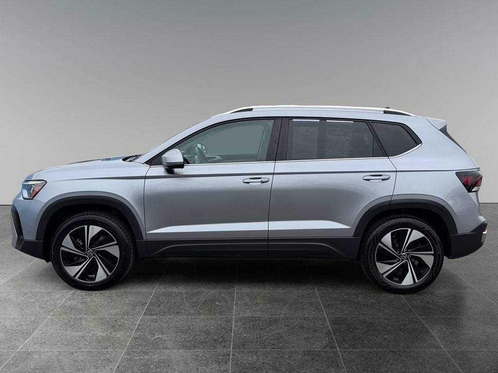 2025 Volkswagen Taos SE