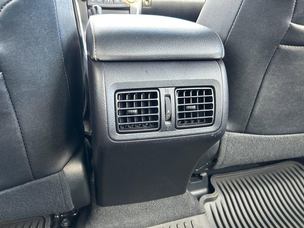 2017 Toyota Camry Hybrid LE