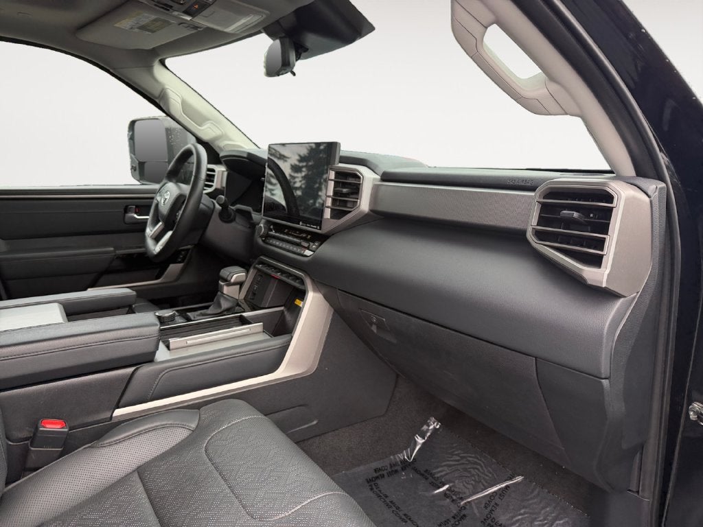 2023 Toyota Sequoia SR5