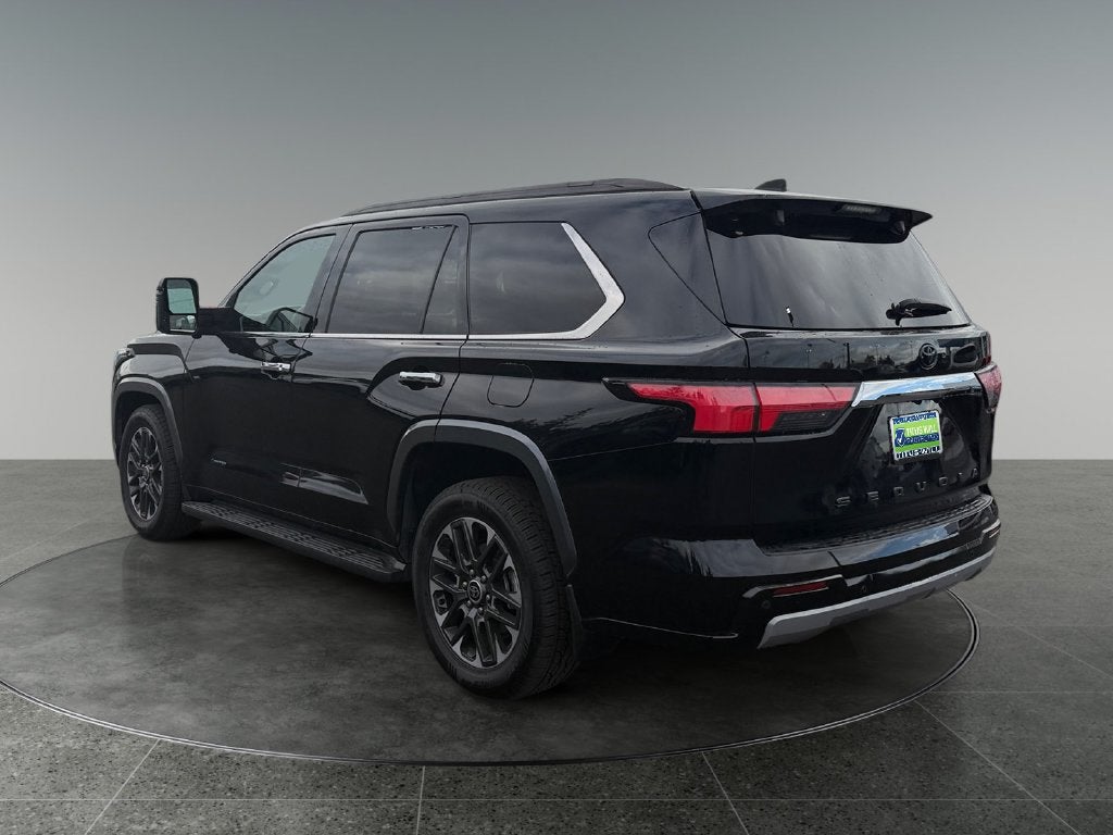 2023 Toyota Sequoia SR5