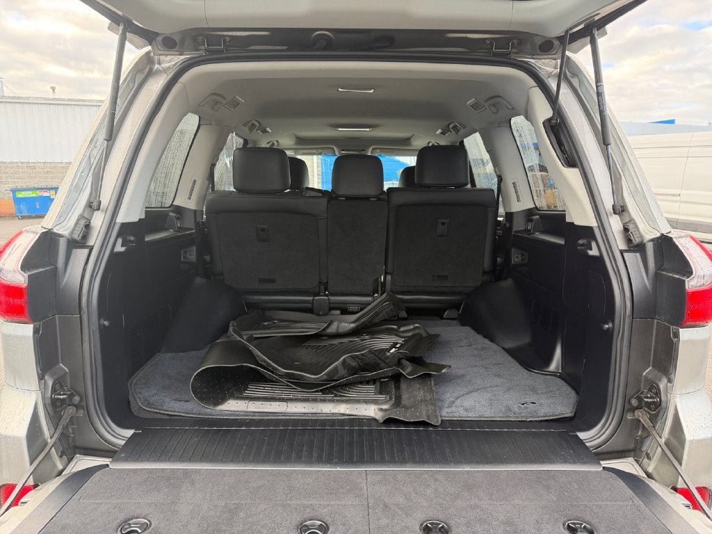 2021 Lexus LX LX 570