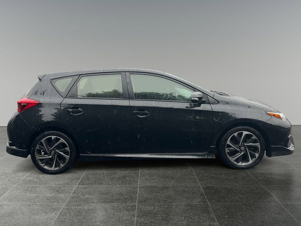 2016 Scion iM Base