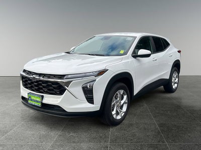 2025 Chevrolet Trax LS