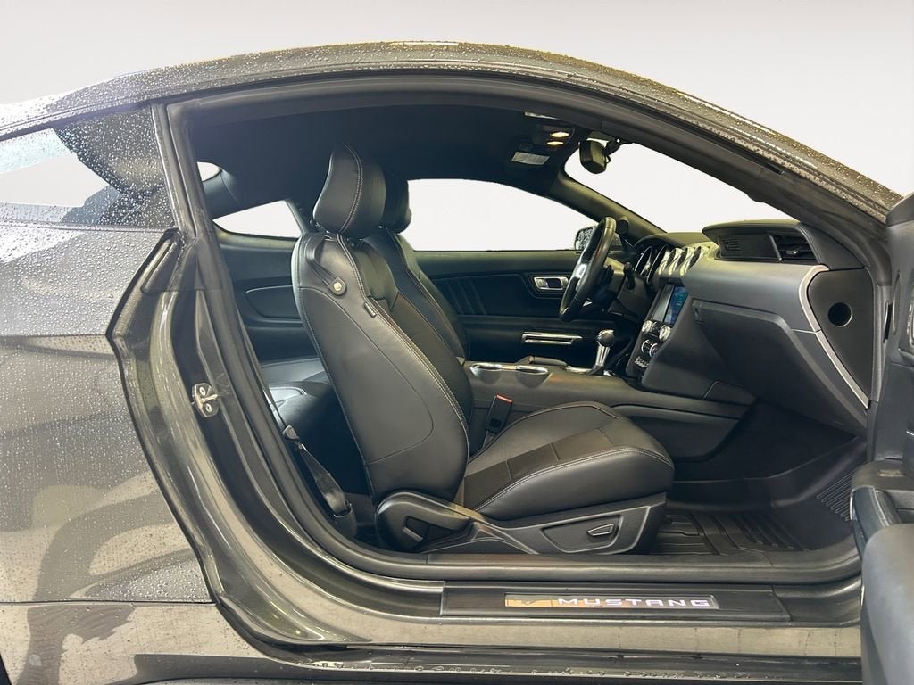 2020 Ford Mustang EcoBoost