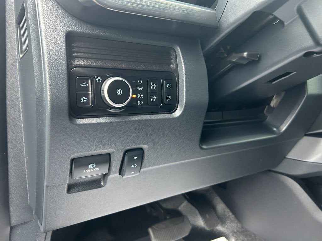 2025 Ford Super Duty F-350 SRW Lariat Ultimate Package