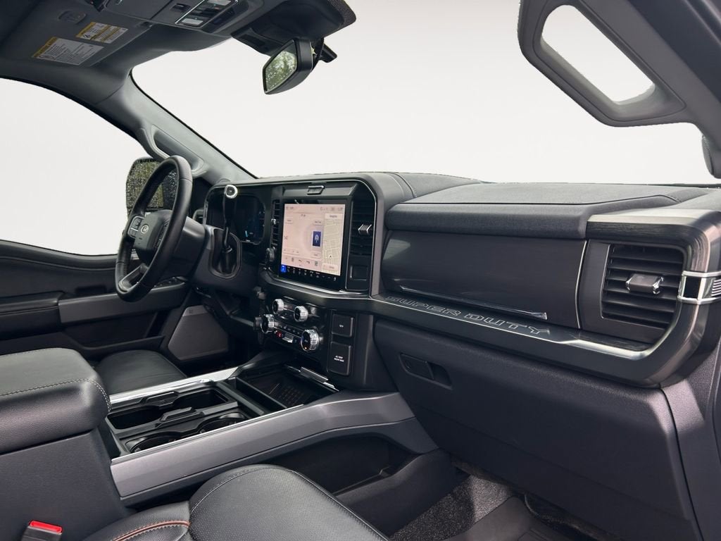 2025 Ford Super Duty F-350 SRW Lariat Ultimate Package