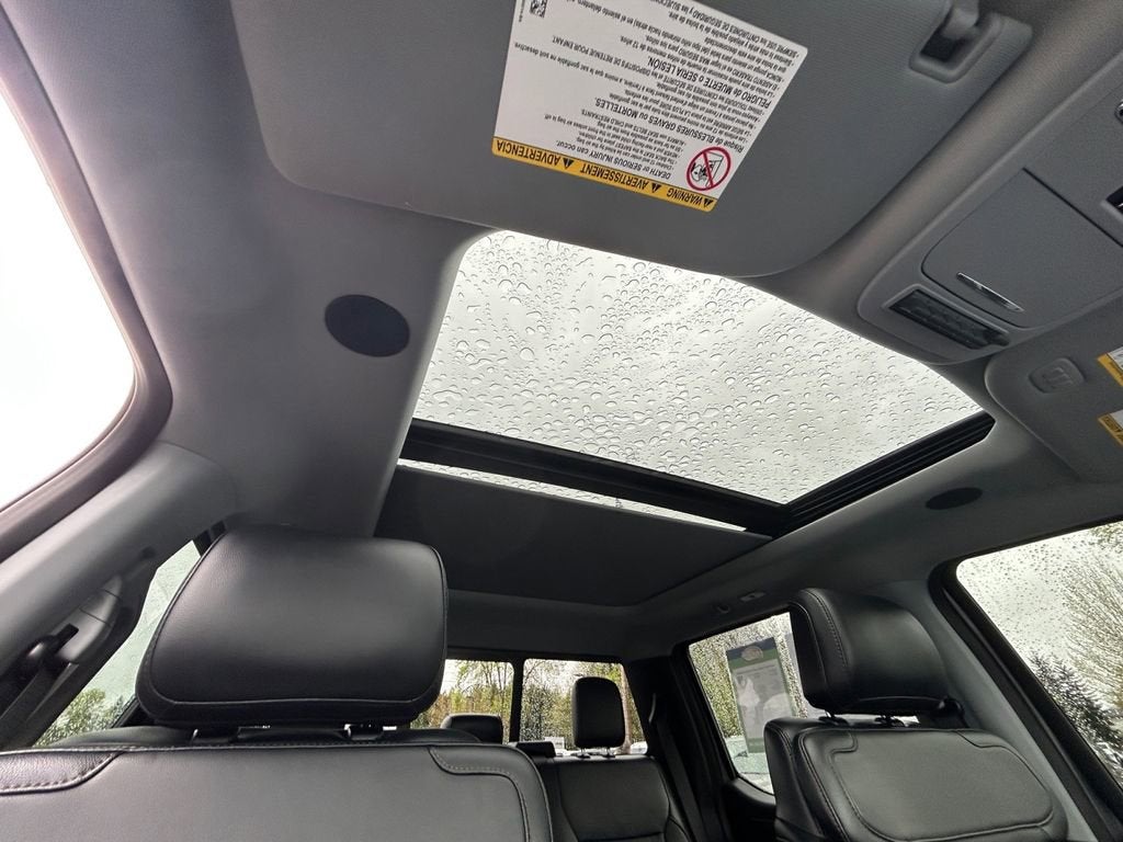 2025 Ford Super Duty F-350 SRW Lariat Ultimate Package