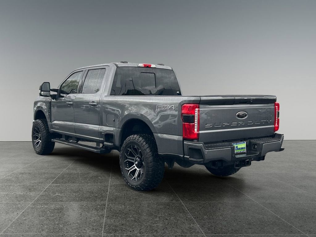 2025 Ford Super Duty F-350 SRW Lariat Ultimate Package
