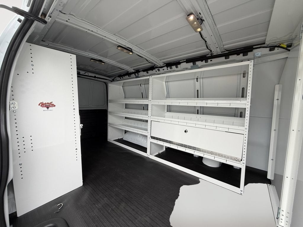 2025 Chevrolet Express Cargo WT
