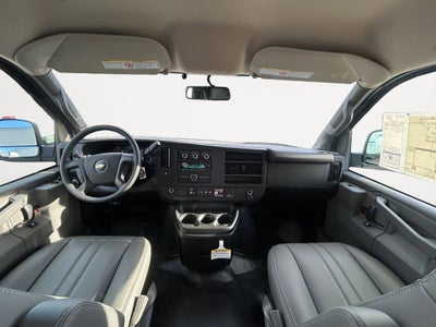 2025 Chevrolet Express Cargo WT