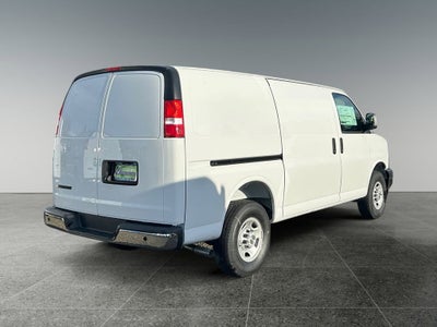 2025 Chevrolet Express Cargo WT