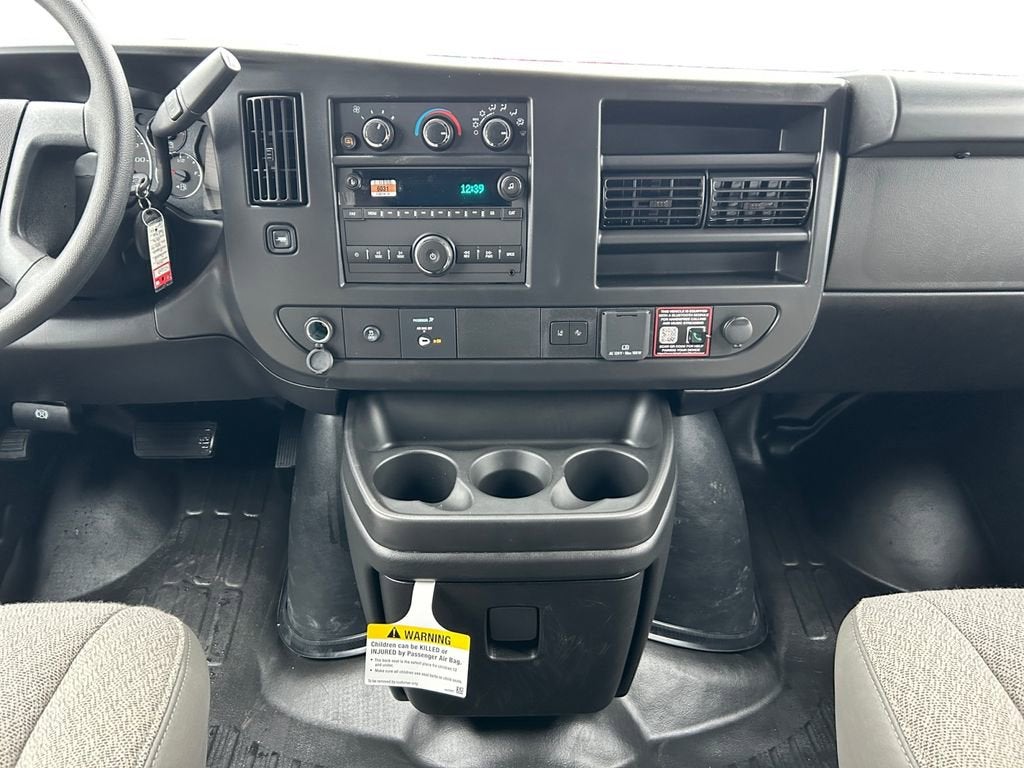 2026 Chevrolet Express Cargo 1WT