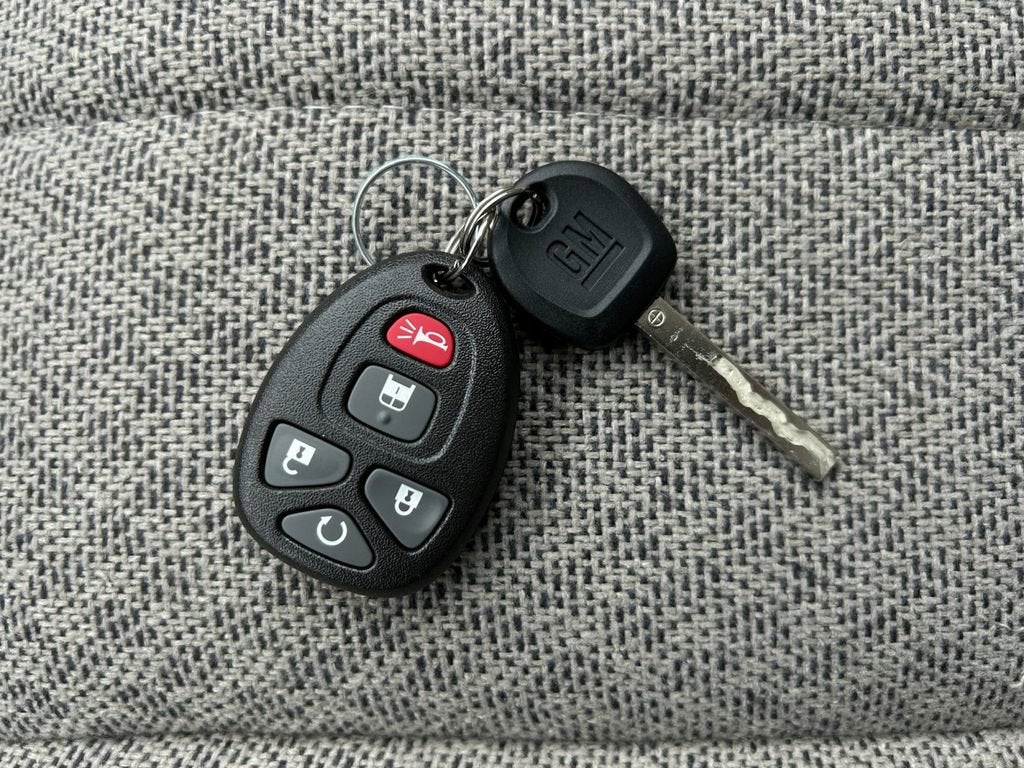 2026 Chevrolet Express Cargo 1WT