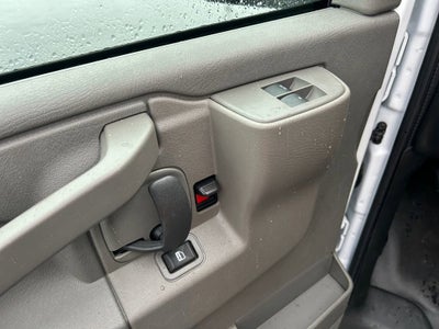 2025 GMC Savana Cutaway 3500 1WT