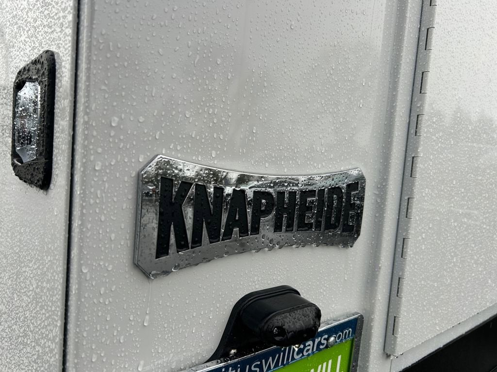 2025 GMC Savana Cutaway 3500 1WT