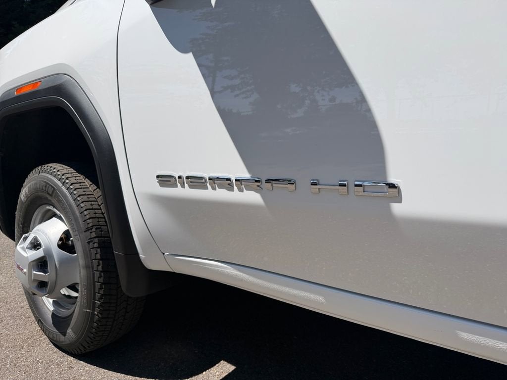 2026 GMC Sierra 3500 HD Chassis Cab Pro