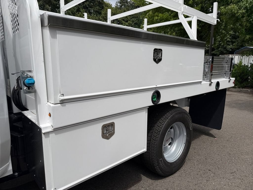 2026 GMC Sierra 3500 HD Chassis Cab Pro