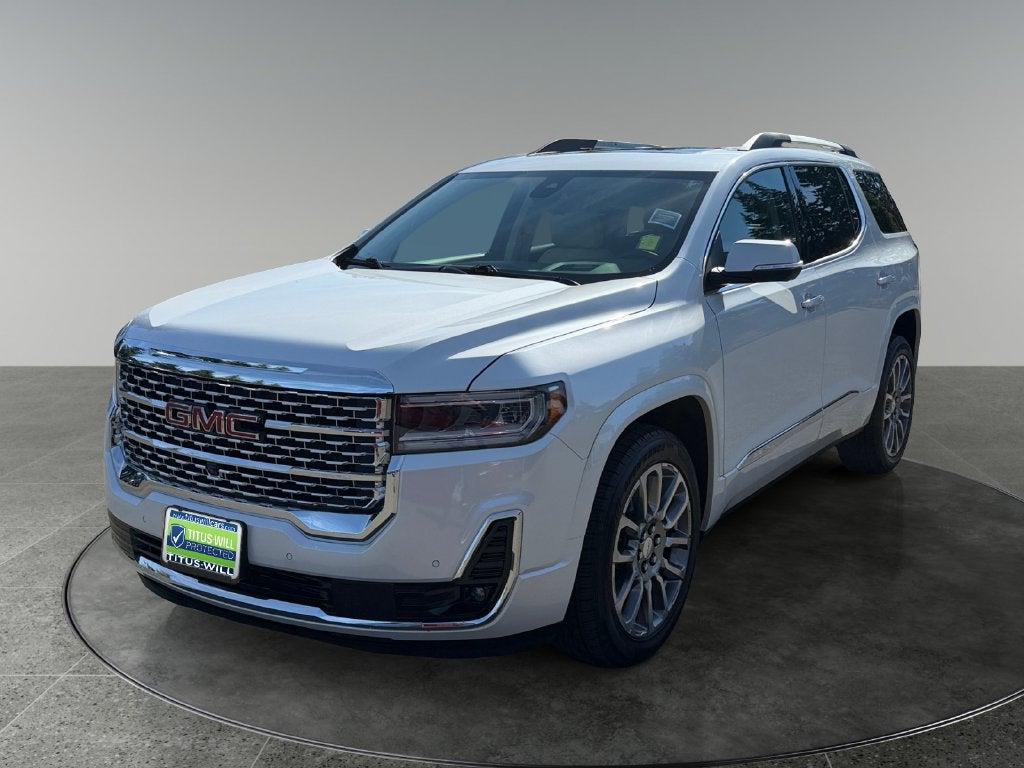 2023 GMC Acadia Denali
