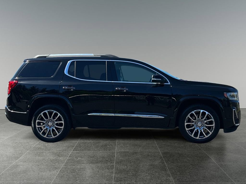 2022 GMC Acadia Denali