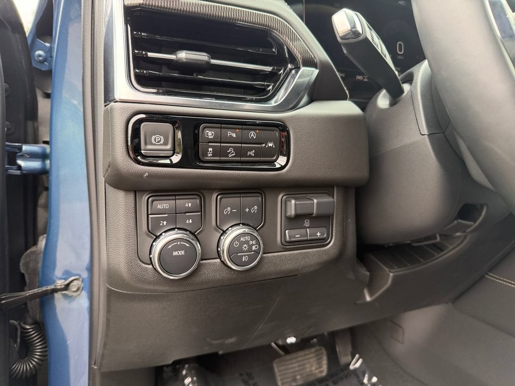2025 GMC Yukon XL Elevation