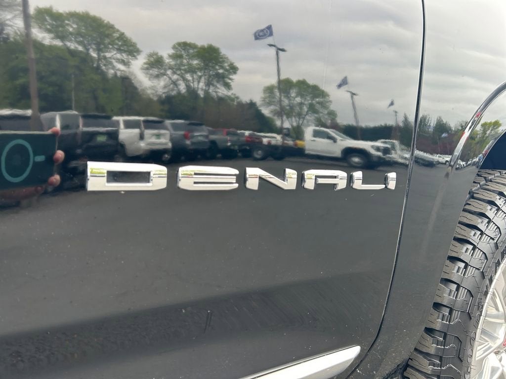 2024 GMC Yukon XL Denali