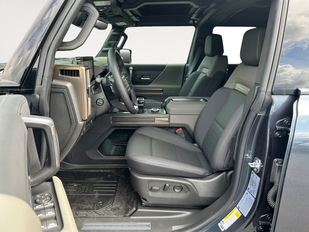 2025 GMC HUMMER EV SUV 2X