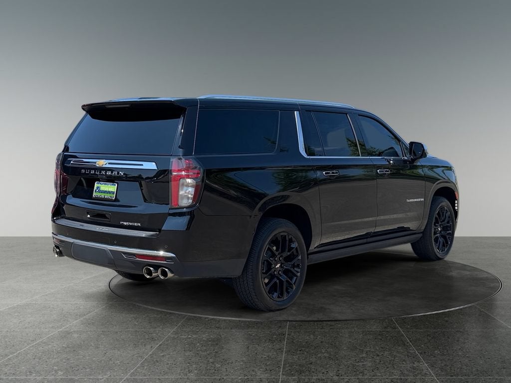 2023 Chevrolet Suburban Premier