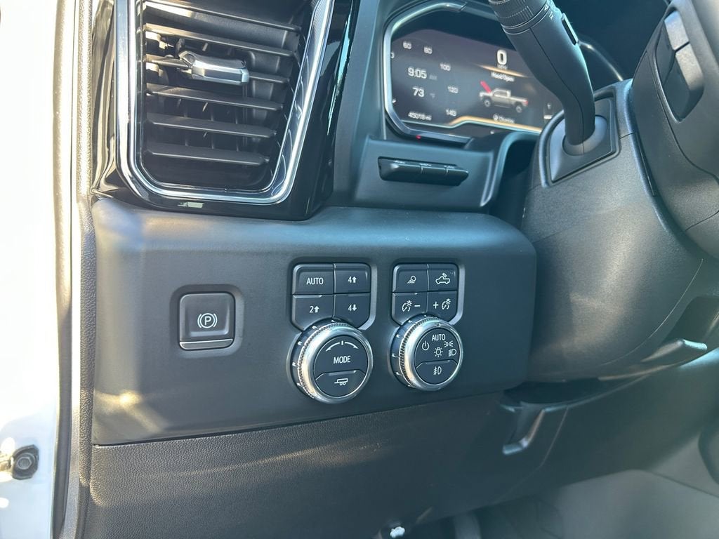 2024 GMC Sierra 3500 HD Denali