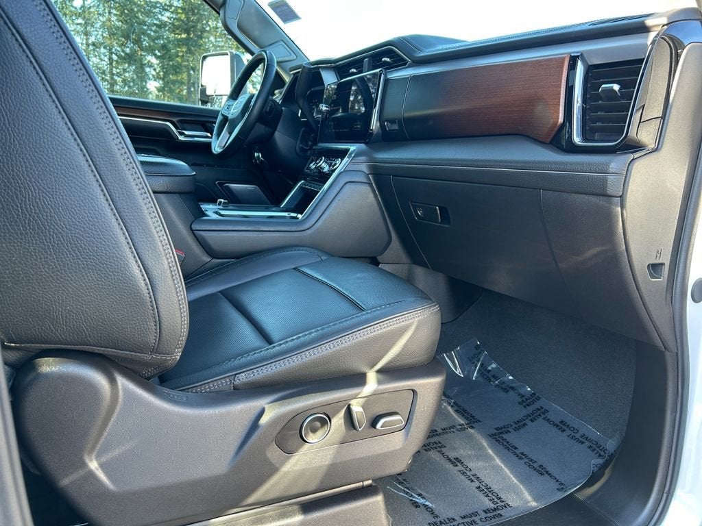 2024 GMC Sierra 3500 HD Denali