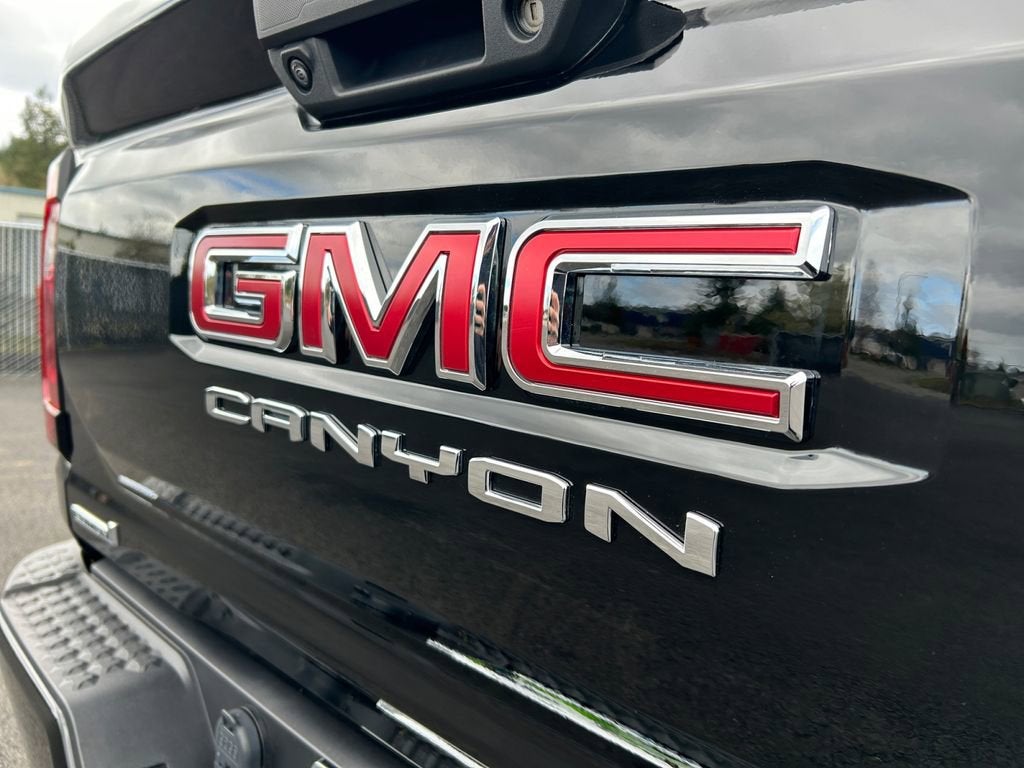 2023 GMC Canyon AT4X