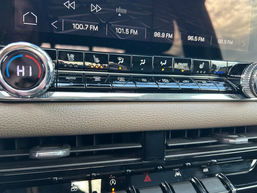 2023 GMC Canyon Denali