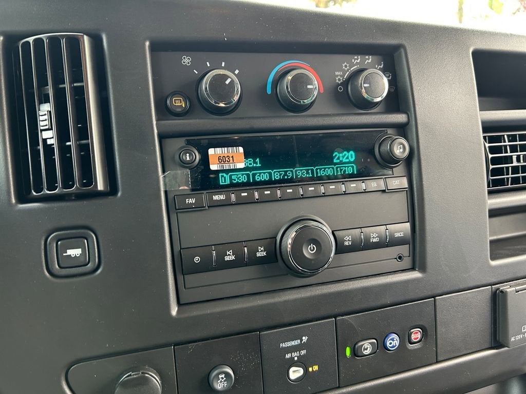 2025 GMC Savana Cargo Work Van