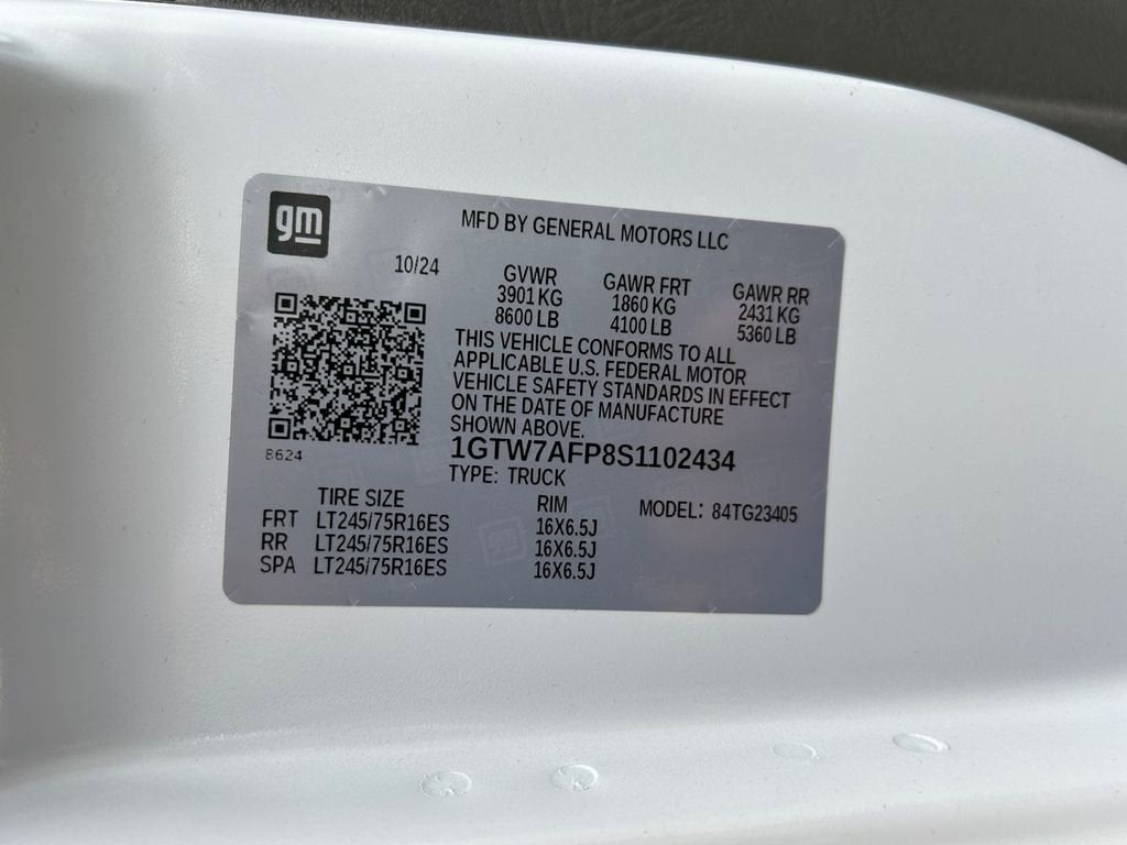 2025 GMC Savana Cargo Work Van