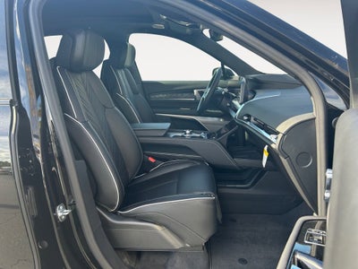 2026 Cadillac VISTIQ Platinum