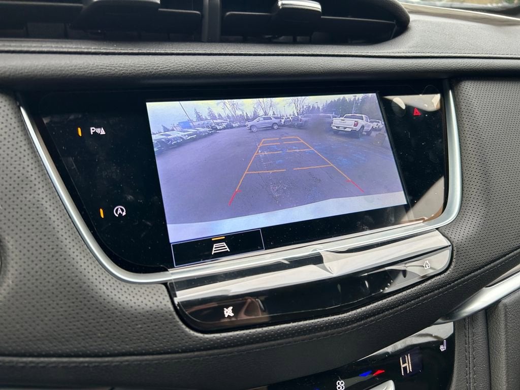 2026 Cadillac XT5 Luxury