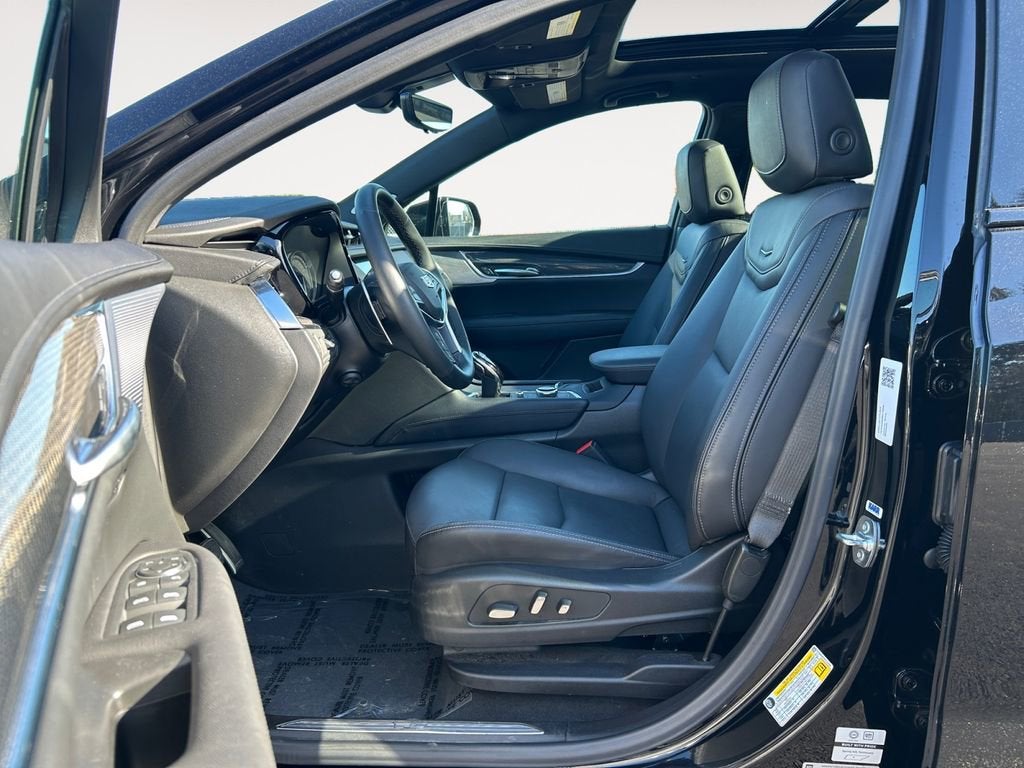 2025 Cadillac XT5 Sport