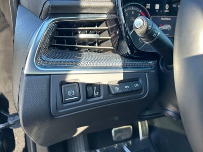 2025 Cadillac XT5 Sport