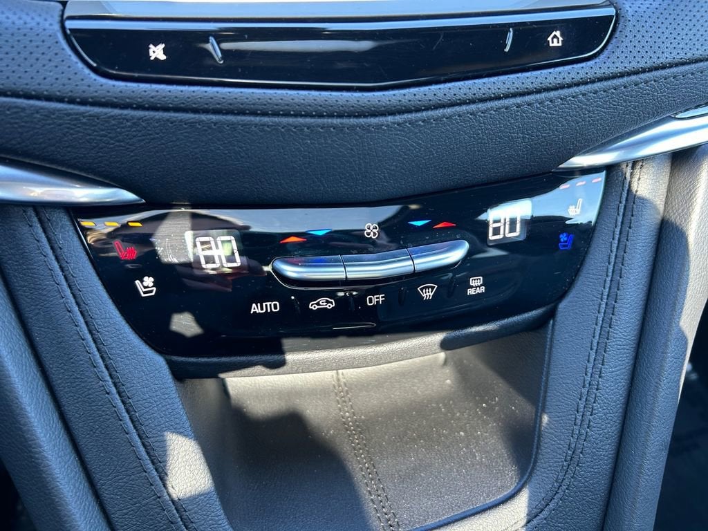 2025 Cadillac XT5 Sport